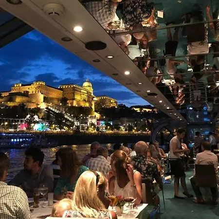 Alkotmany Bp Apartment Budapest