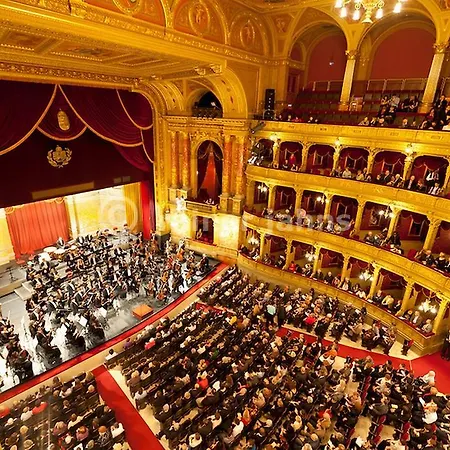 Apartment Alkotmany Bp Budapest