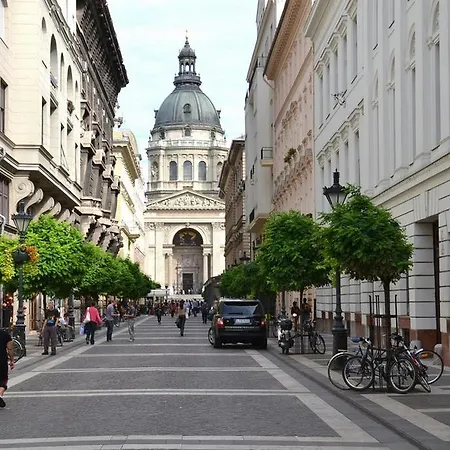 Alkotmany Bp * Budapest