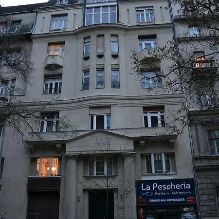 Alkotmany Bp Budapest